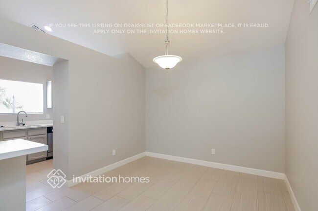 Building Photo - 517 E Kerry Ln
