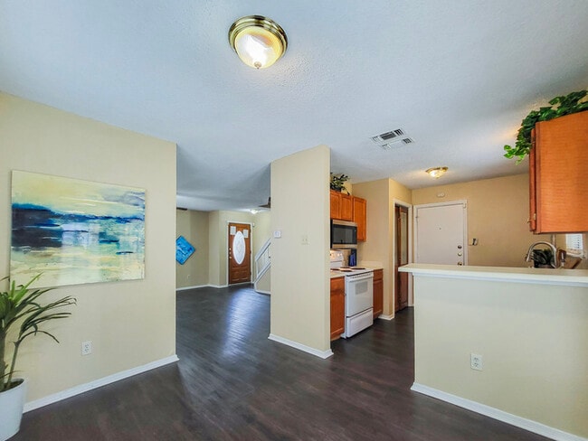 Foto del edificio - ARLINGTON COZY HOME 3/2/2