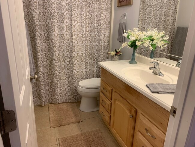 Building Photo - 20033 Parthenia St