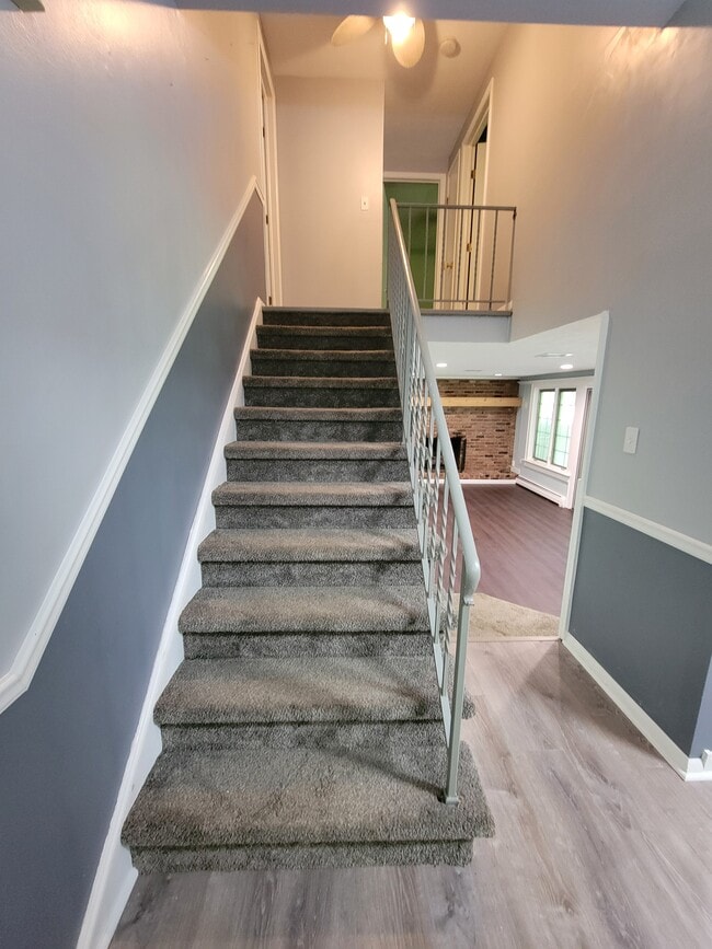 Building Photo - 12824 Opalocka Dr