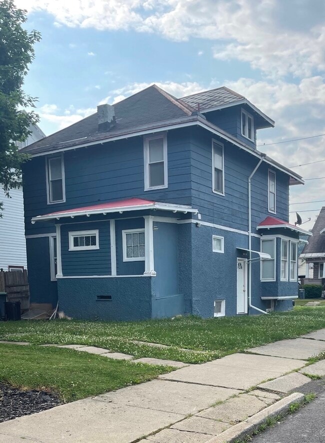 Building Photo - 1934 Butterfield Ave
