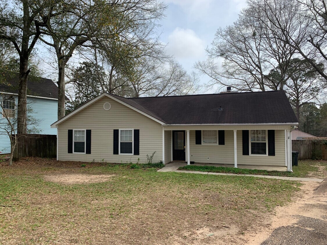 142 Appomatox Dr, Daphne, AL 36526 House Rental in Daphne, AL