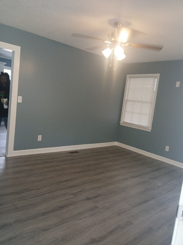 Foto del edificio - 3107 Santee River Dr
