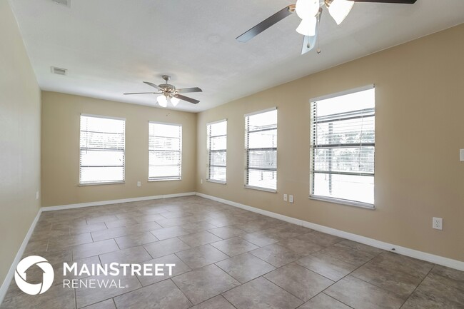 Foto del edificio - 6090 Wilderness Ave