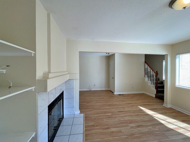 Foto del edificio - 504 Floyd Ct