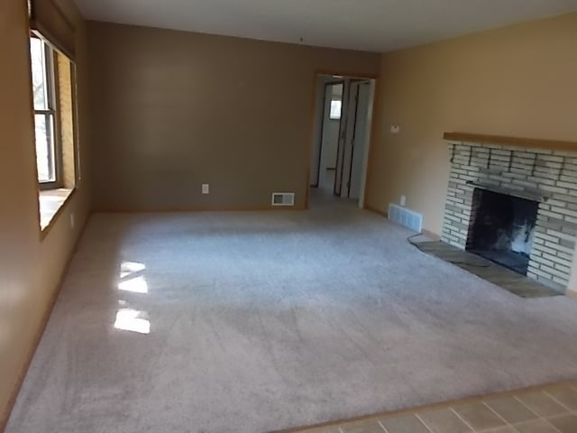 Building Photo - 2414 Meadowood St