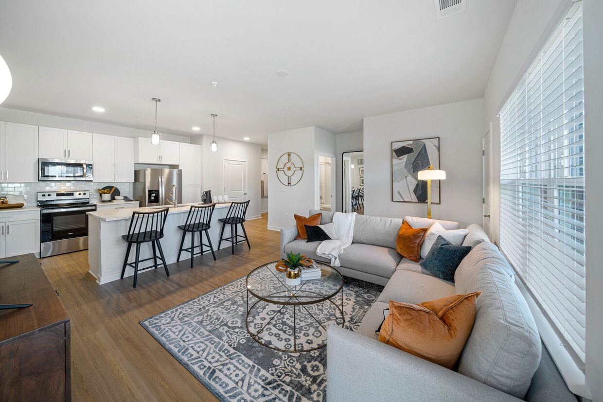 Primary Photo - Elwood Apartment Homes
