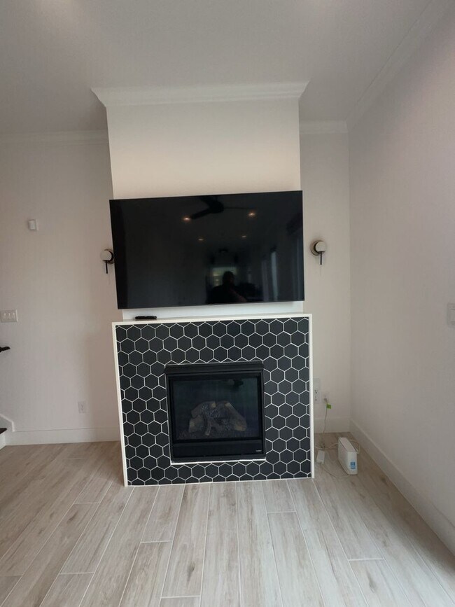 Foto del edificio - 1423 Holly St