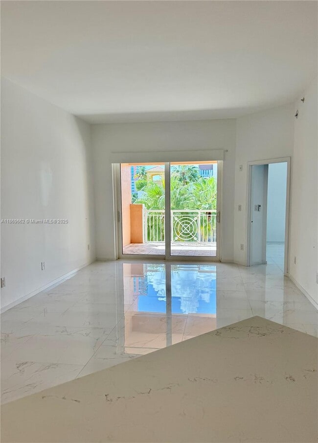 Foto del edificio - 140 Meridian Ave