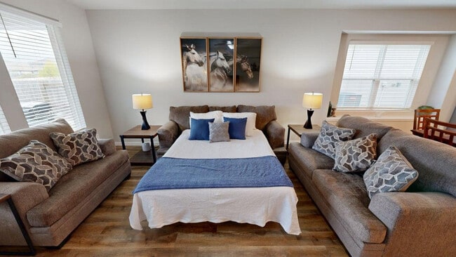 Foto del edificio - 4712 Milagro Lp