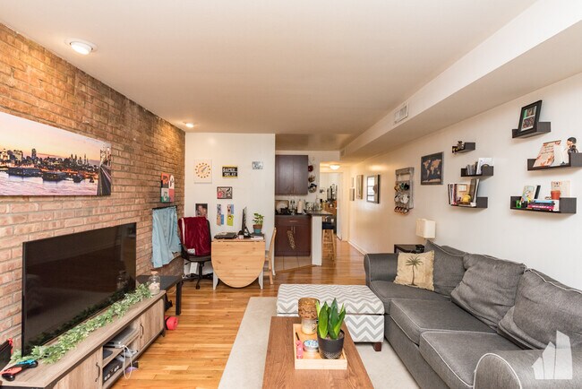 Foto del edificio - 803 W Oakdale Ave