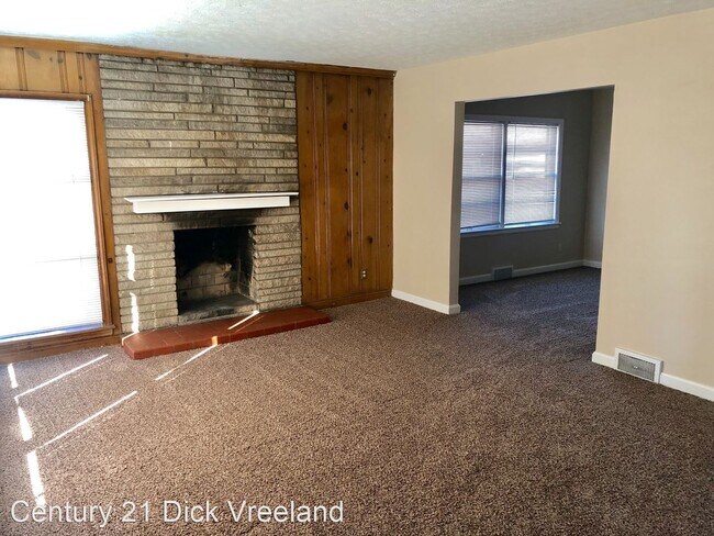 Building Photo - 3 br, 1.5 bath House - 3719 Chevy Chase Rd.