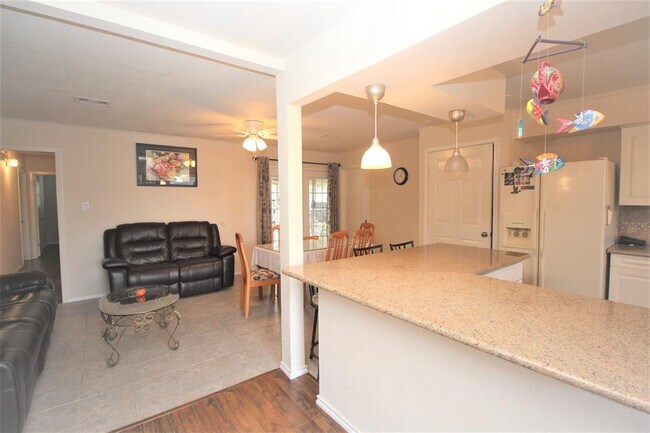 Foto del edificio - 3717 17th St N
