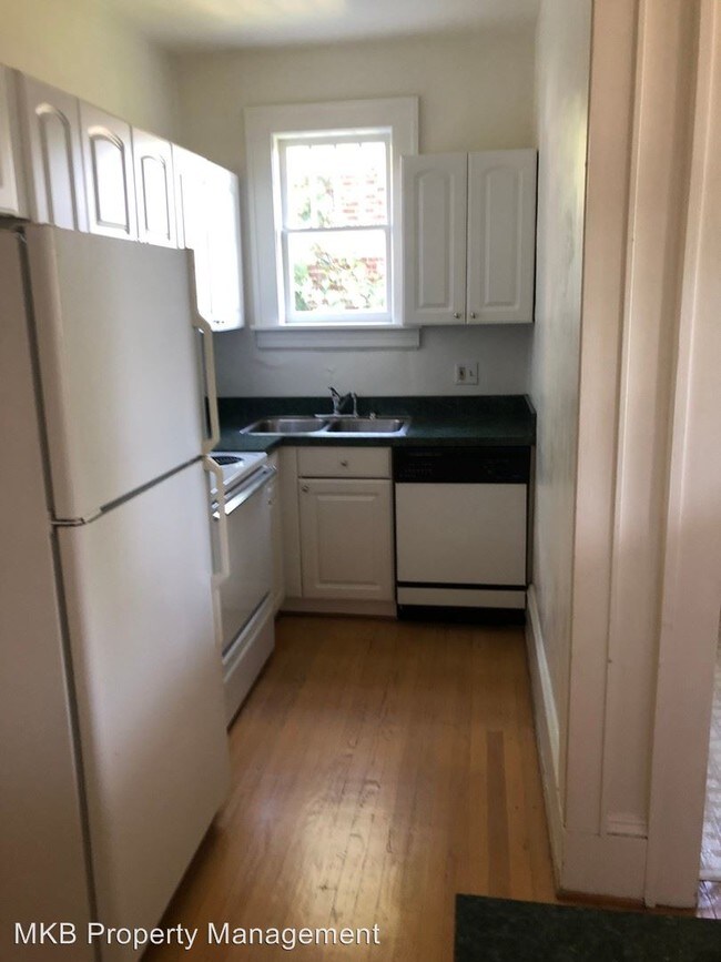 Foto del edificio - 2 br, 1.5 bath House - 532 Walnut Ave SE