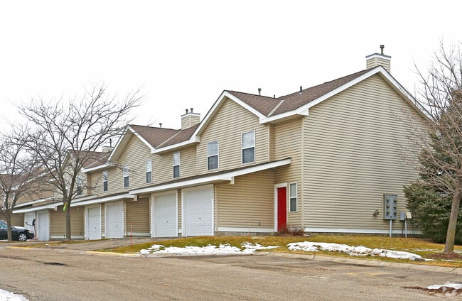 Primary Photo - Timber Ridge Townhomes