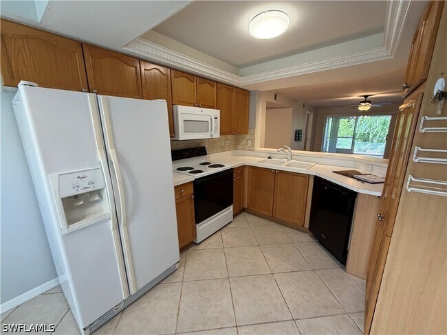 Foto del edificio - 28231 Pine Haven Way