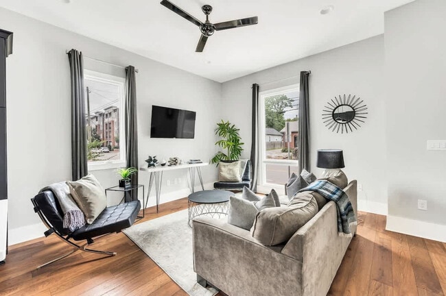 Foto del edificio - 1332 3rd Ave N