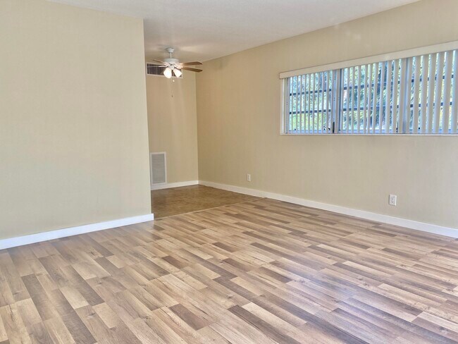 Foto del edificio - 2303 S Federal Hwy