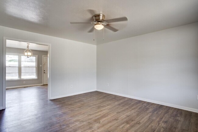 Building Photo - 3011 44th St