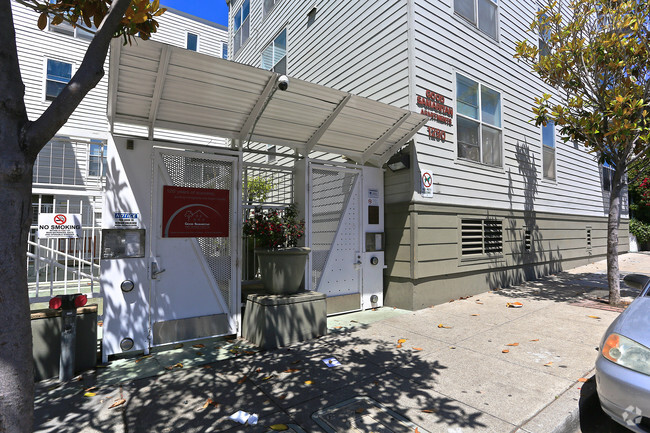 Foto del edificio - Good Samaritan Family Apts