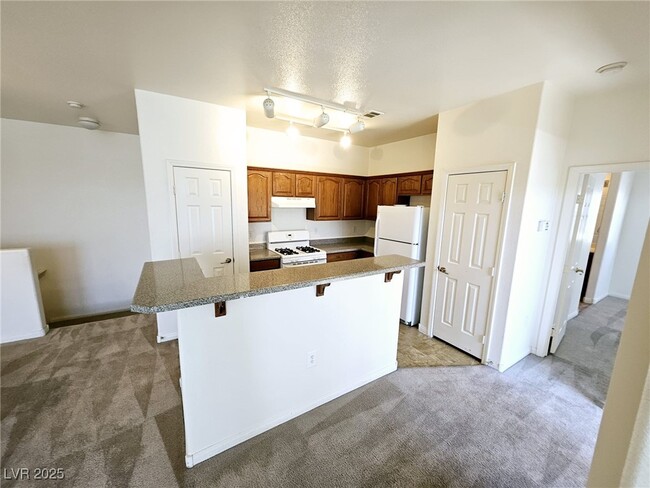 Building Photo - 9303 Gilcrease Ave