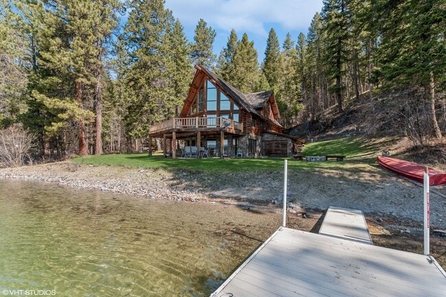 Building Photo - Point of Pines