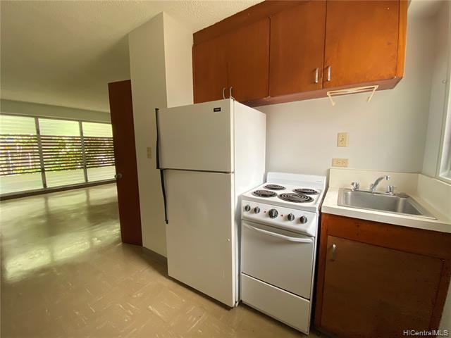 Building Photo - 1511 Punahou St