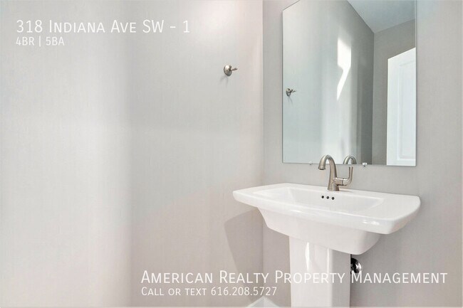 Foto del edificio - 318 Indiana Ave SW