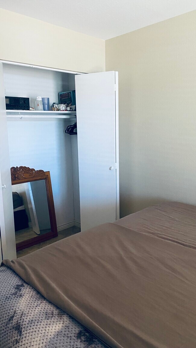 Foto del edificio - 3707 W Lupine Ave