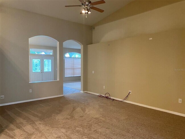 Building Photo - 10152 Whisper Pointe Dr