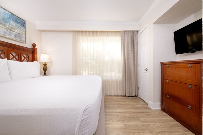 Building Photo - The Haven at Westgate Blue Tree