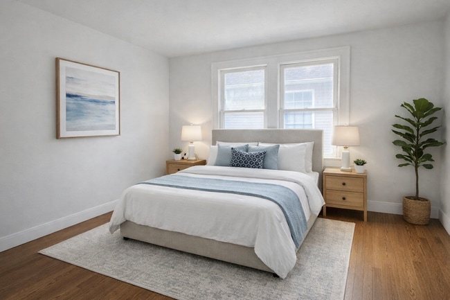 Building Photo - 1133 Lasalle St