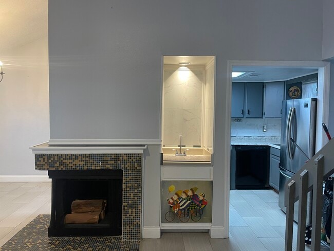 Foto del edificio - 609 Trinidad Ct