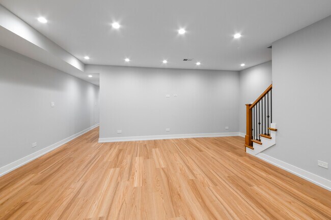 Foto del edificio - 1349 N Noble St