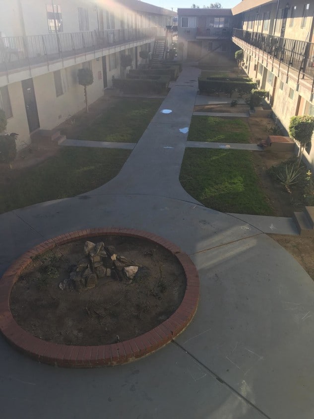 1297 E Lynwood Dr, San Bernardino, CA 92404 Apartments in San