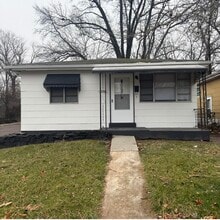 Building Photo - 5546 Janet Ave