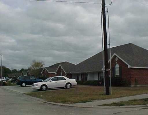 Primary Photo - 1502 S Vintage Ln