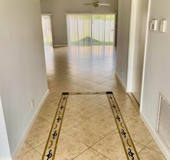 Building Photo - 1436 Waterway Cove Dr
