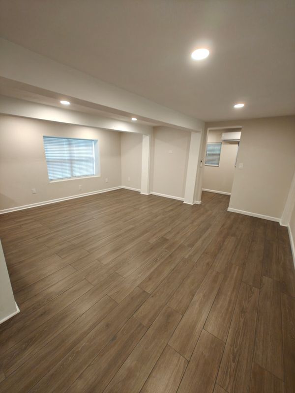 Building Photo - 274 Lincoln Dr