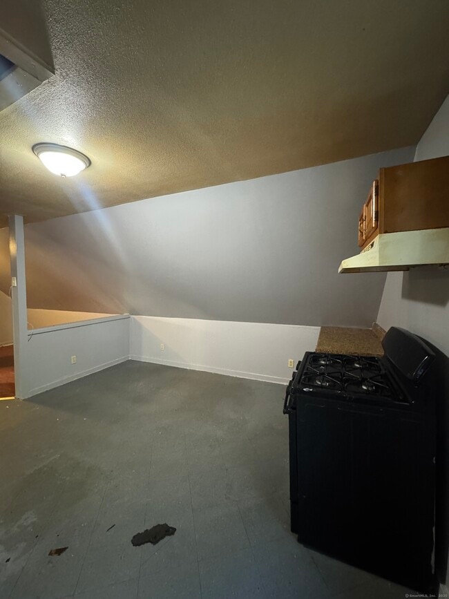 Foto del edificio - 421 Blatchley Ave