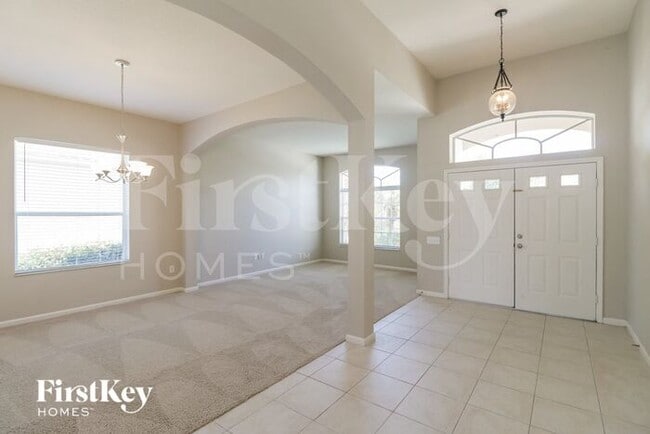 Building Photo - 25808 Risen Star Dr