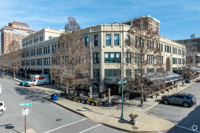 Foto del edificio - Residences at Grove Arcade