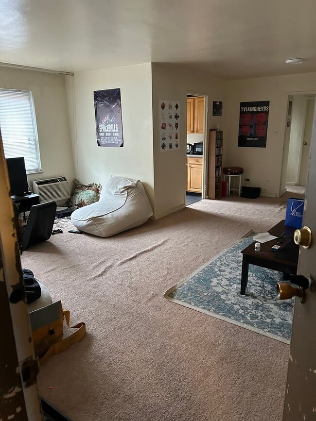 Building Photo - Great Shadyside/Squirrel Hill location nea...