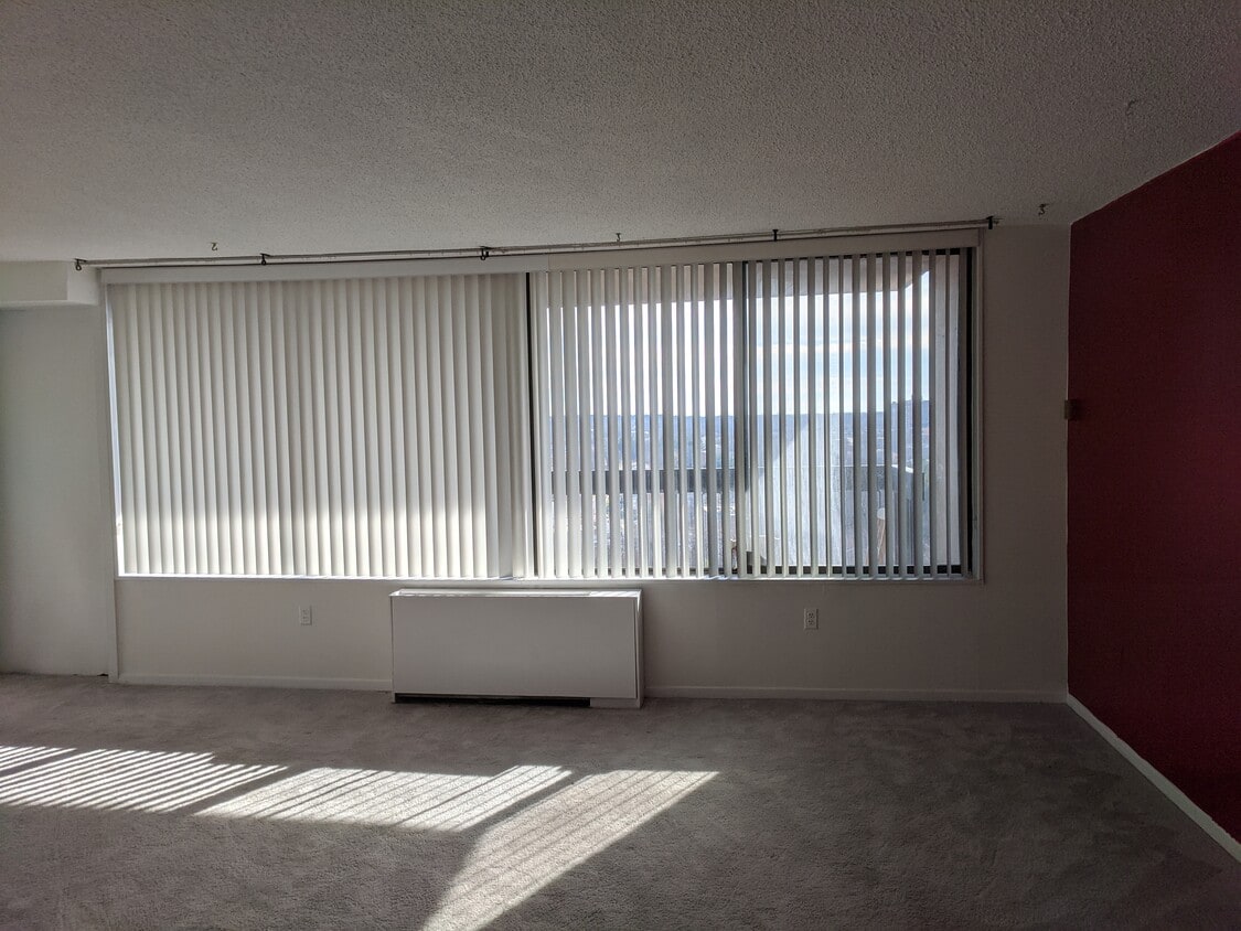 3705 S Mason Dr Unit 1511S, Baileys Crossroads, VA 22041