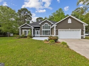 Building Photo - 124 Deerwood Village Dr