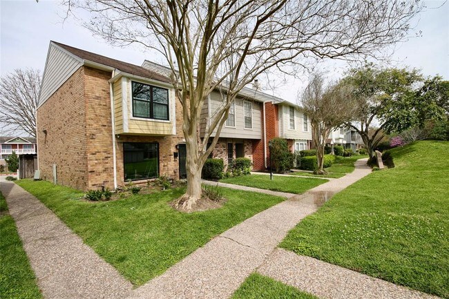Building Photo - 6533 Wanda Ln