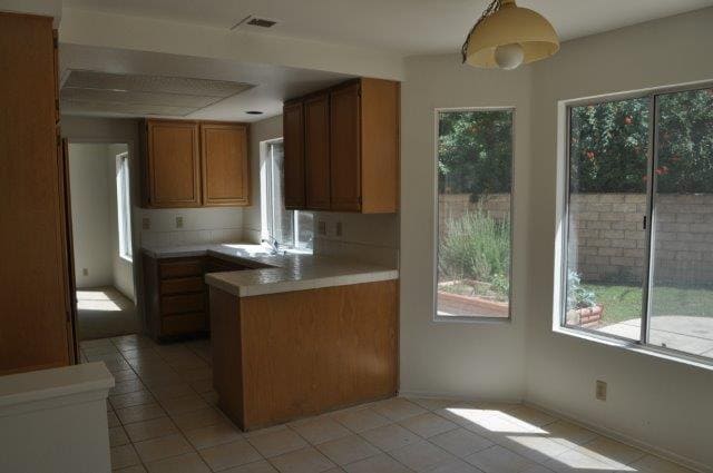 Building Photo - 2174 Shadetree Ln