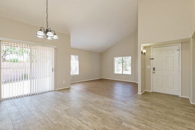 Building Photo - 3301 S Marissa Dr