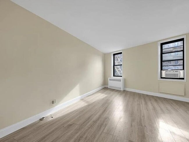 Building Photo - 50 Shore Blvd