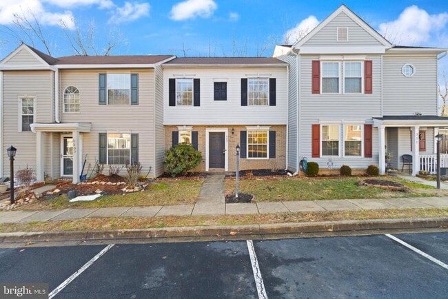 Foto del edificio - 309 Wind Ridge Dr